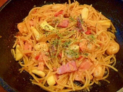 フライパンで簡単☆パスタパエリャ